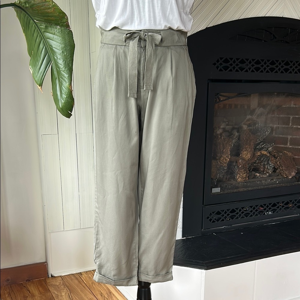 TAHARI Drawsting Tencel Pants